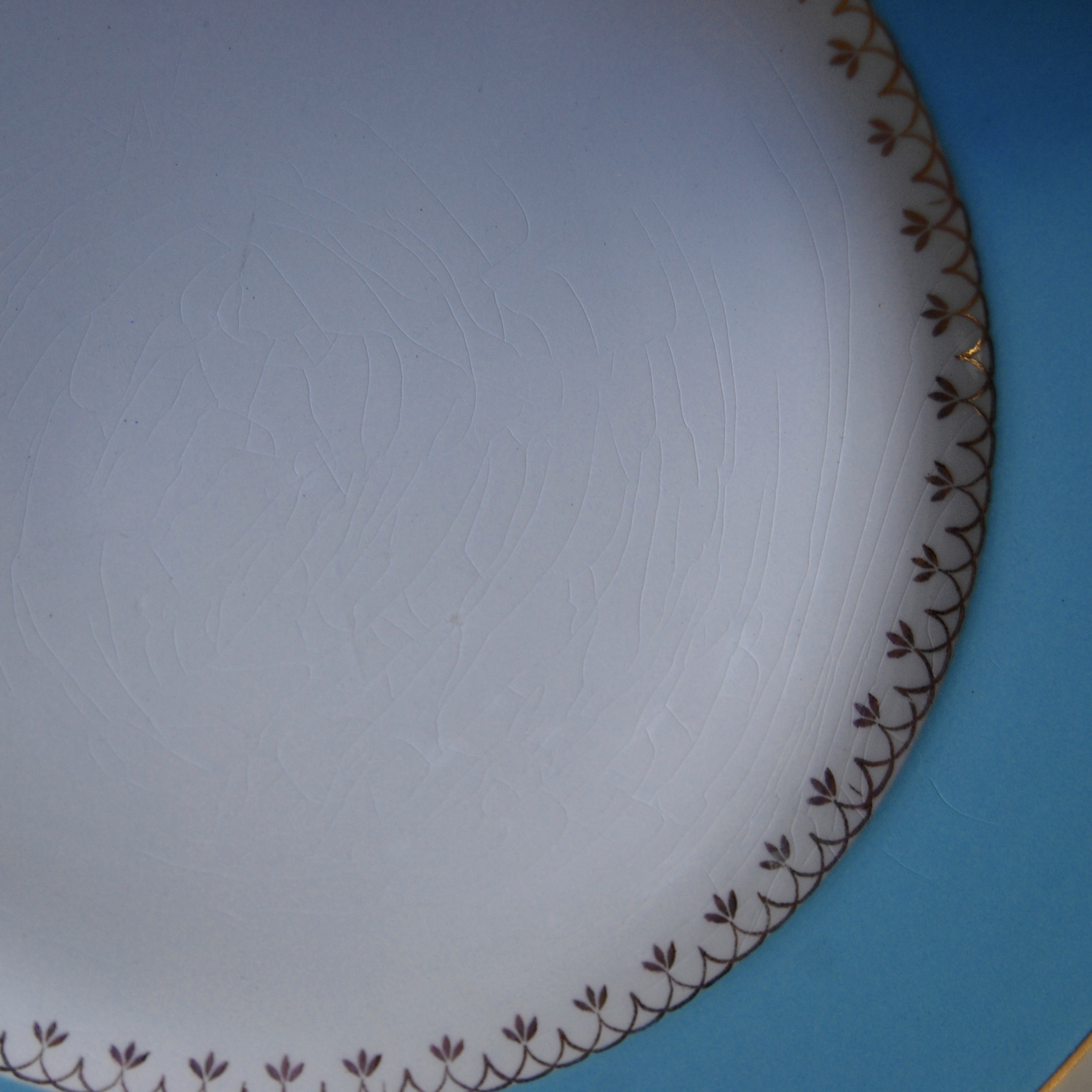 Alinéa Boem Assiette plate en grès turquoise et rouge D28cm Bleu pas cher