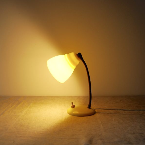Lampe jaune vintage