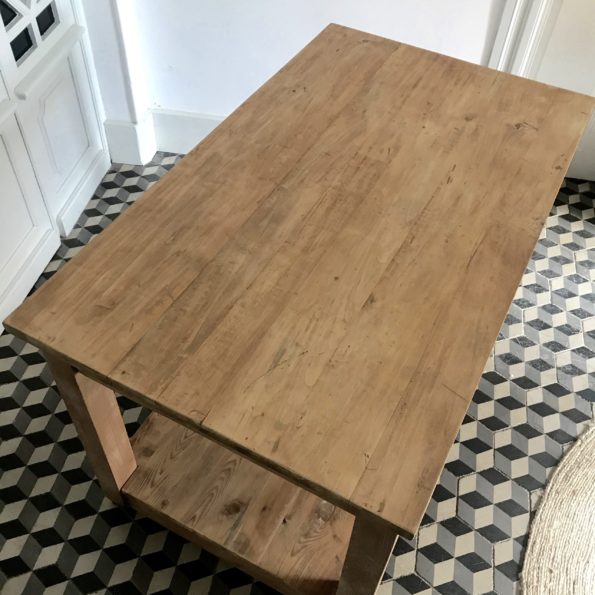 Table drapier d'atelier ou industriel en bois à roulettes