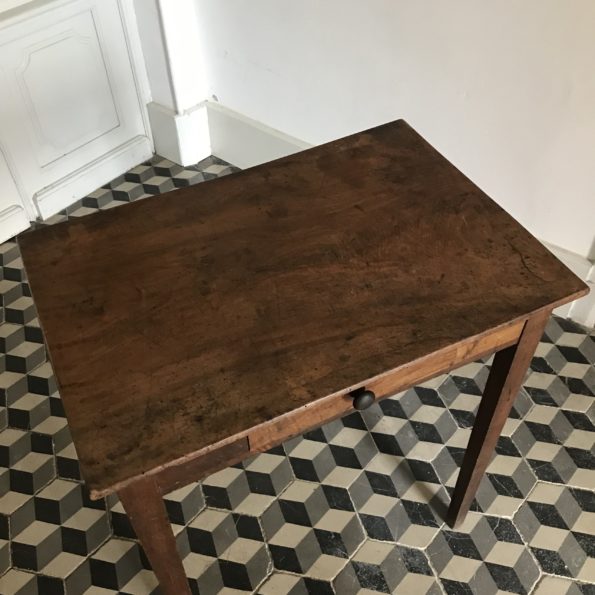 Table d'appoint bureau ou console en bois avec un tiroir
