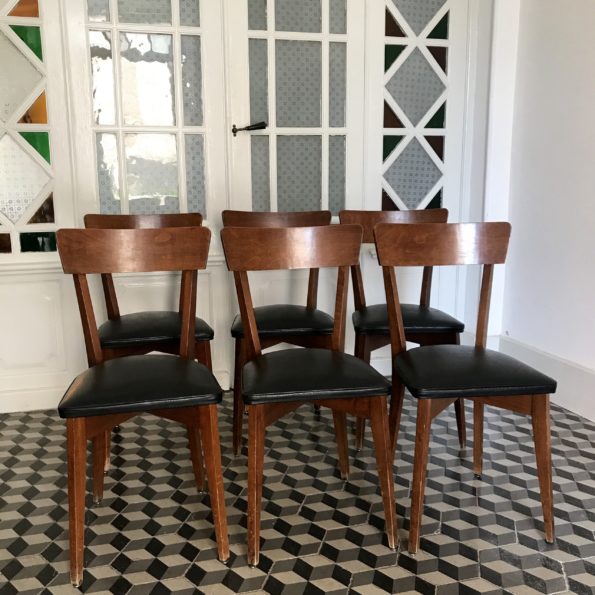 Ensemble de 6 chaises en bois et skai noir vintage scandinave