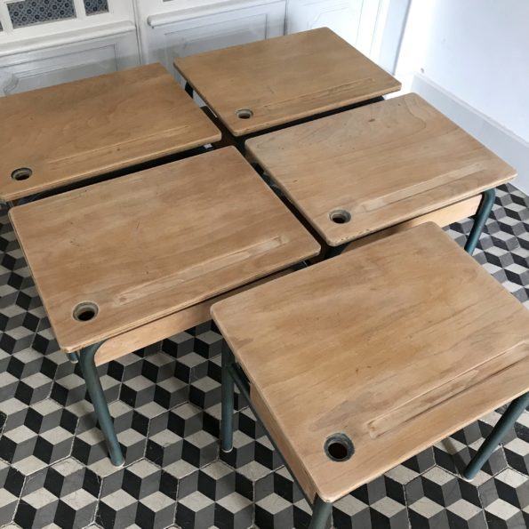 Bureau ou pupitre d'écolier table en bois et métal 1 place vintage kids enfants