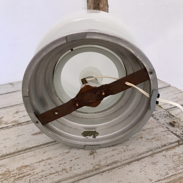 lampe de table à poser champignon opaline chrome madza vintage