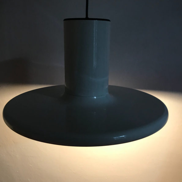 Suspension luminaire design Lita