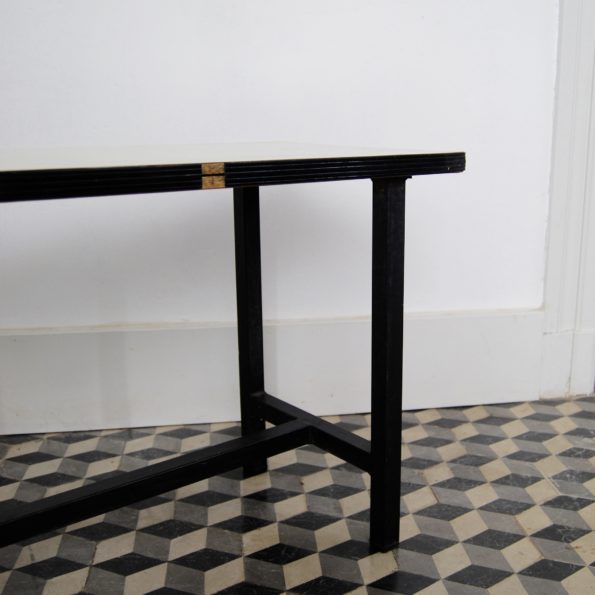 Table d'appoint table basse formica et métal