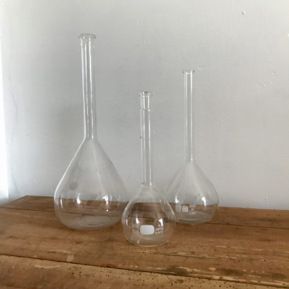 Lot de 3 pichets ballon en verre chimie Erlenmeyer labo
