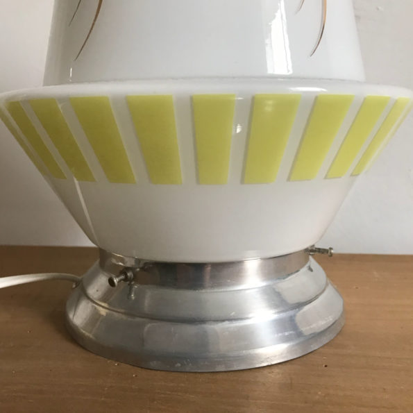 Lampe de table opaline vintage